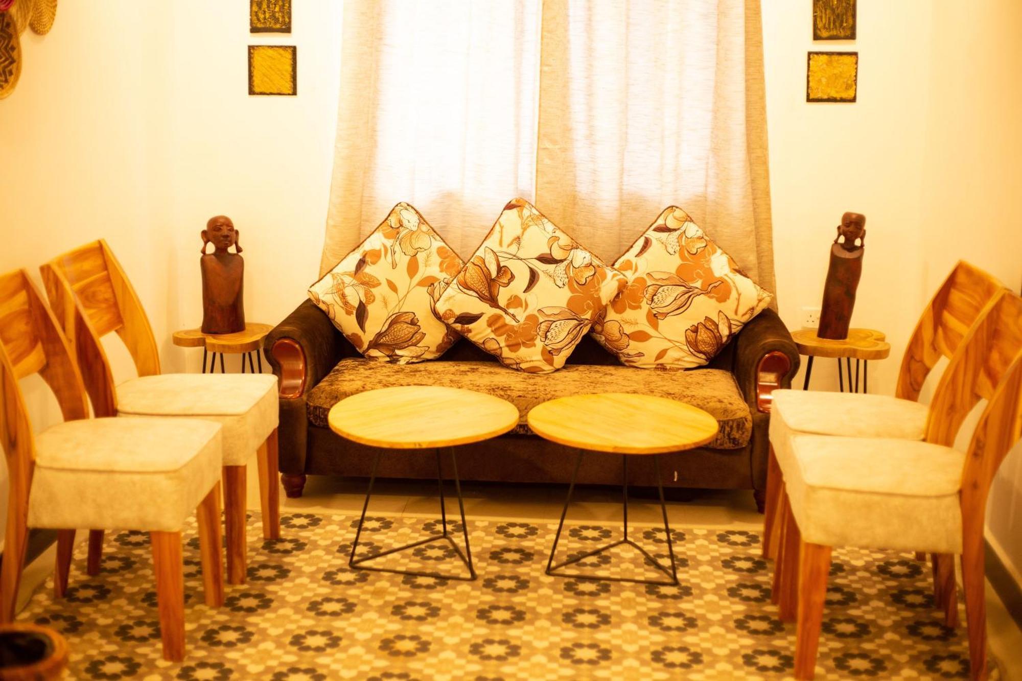The Baobab Homestay Dodoma Ngoại thất bức ảnh